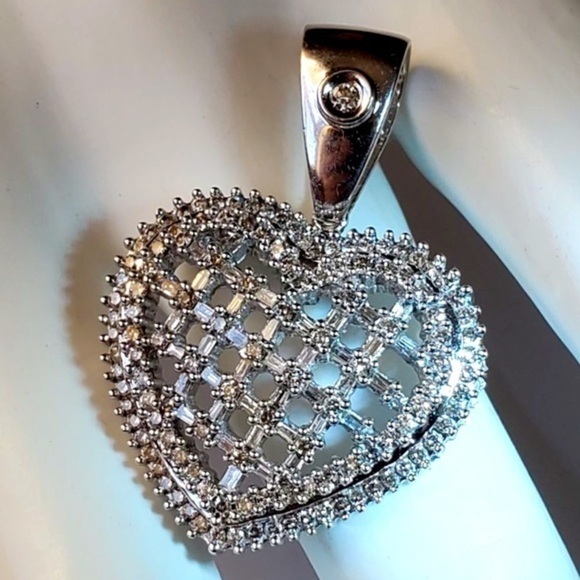 Heart pendant 14k-585 solid Gold and earth natural sparkling Diamonds Heart - Picture 4 of 9